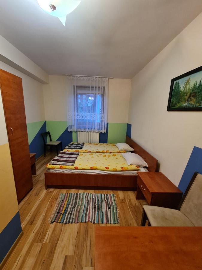 Gosciniec Halka Hostel Zwardoń Exterior foto