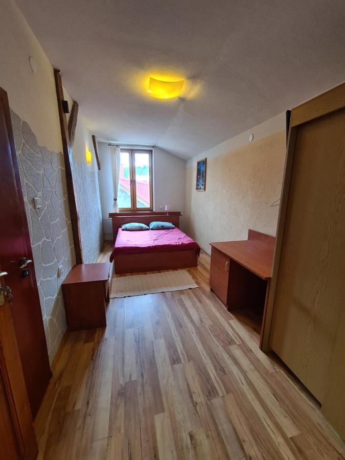 Gosciniec Halka Hostel Zwardoń Exterior foto